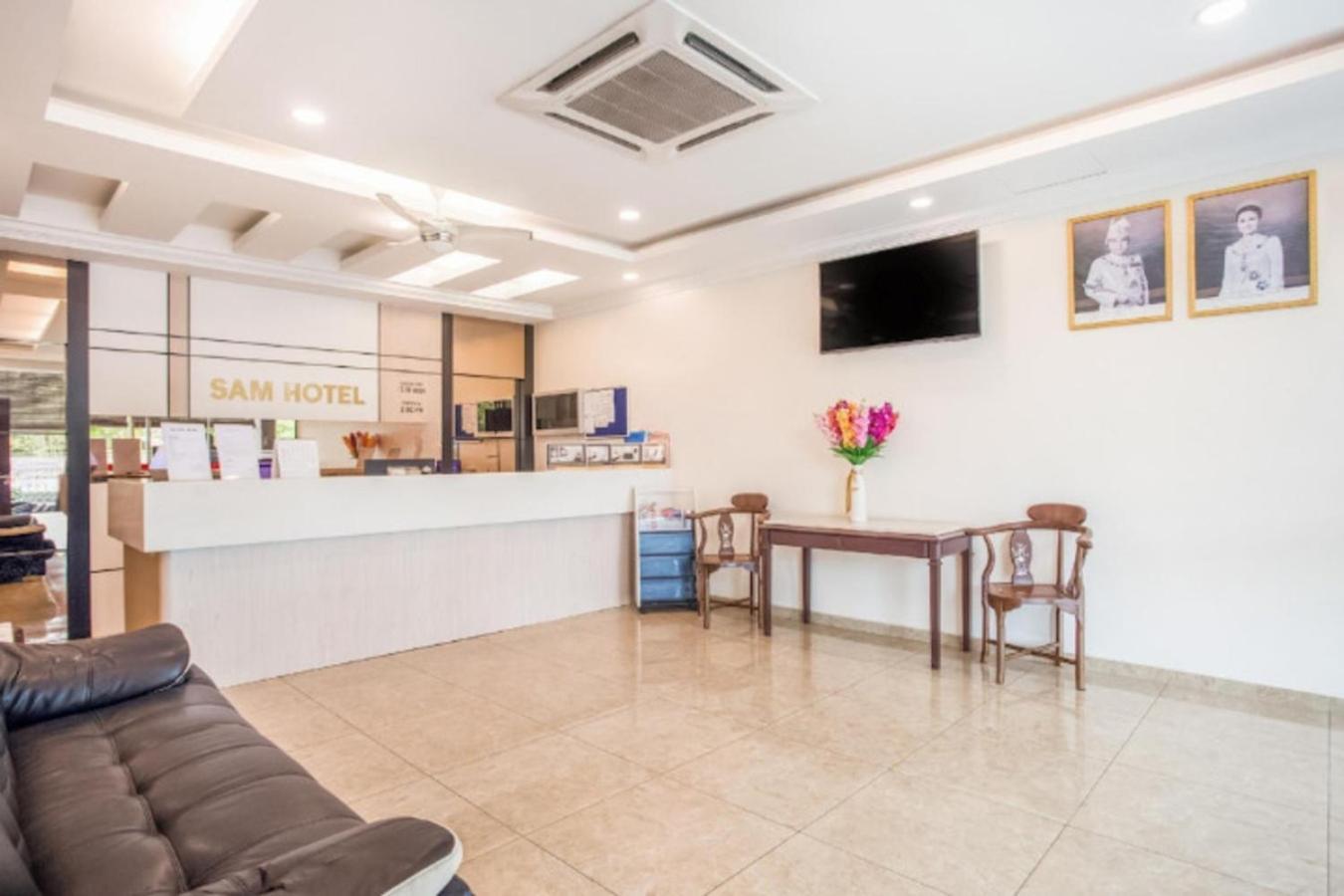 Sam Hotel Sitiawan Eksteriør bilde